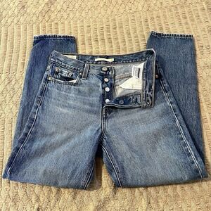 Levi's Women's Premium Wedgie Straight Button Fly 26x26 Jeans Denim Crop Red Tab